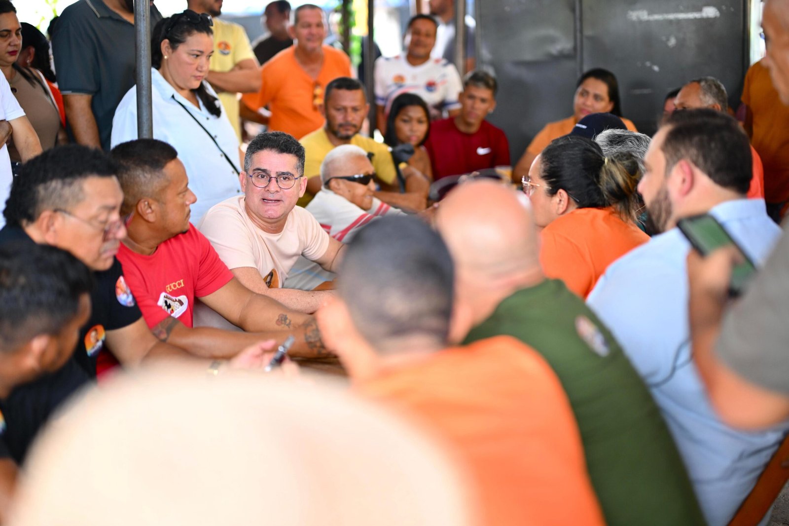 David Almeida destaca recapeamento de 16 ruas na Colônia