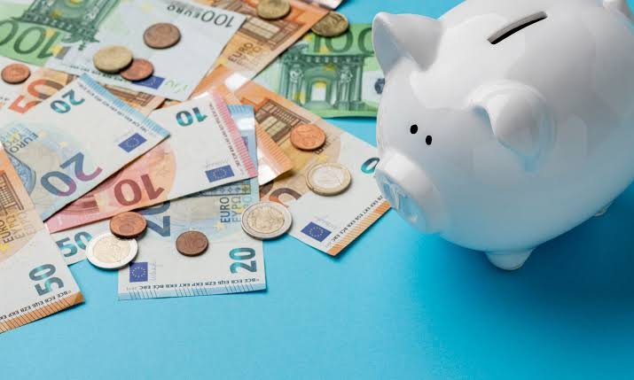 Poupança tem retirada líquida de R$ 7,15 bilhões em julho de 2026