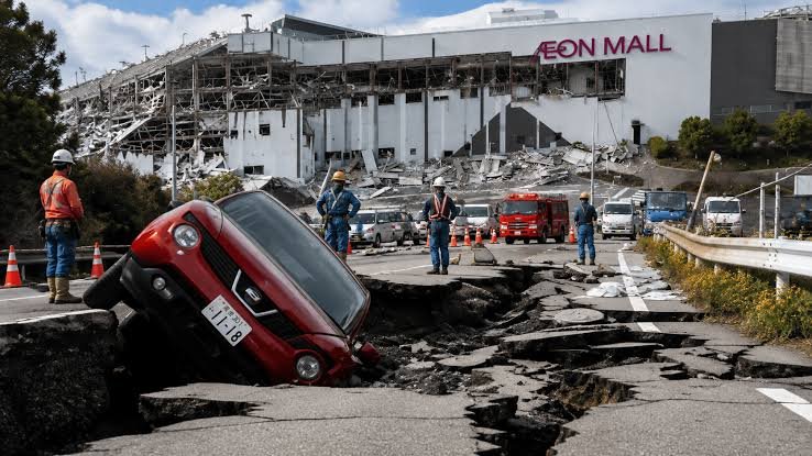 Terremoto deixa feridos e mobiliza autoridades no Japão