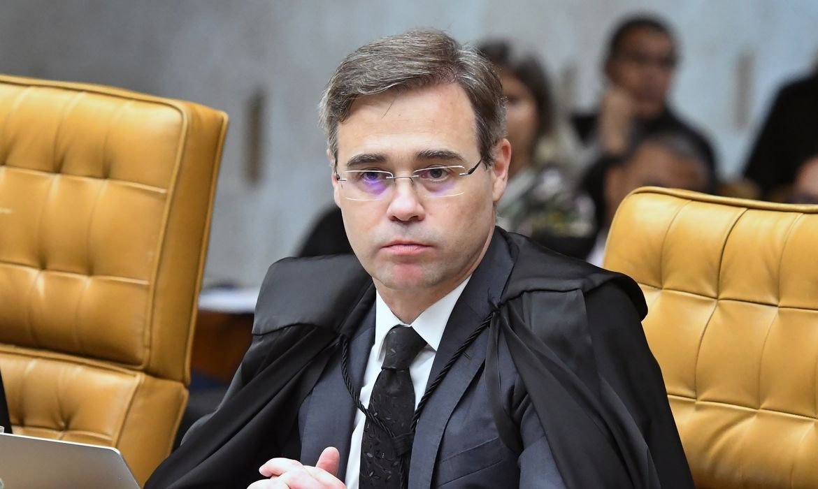 Ministro mantém memoriais entregues após encontro com advogado de Vorcaro