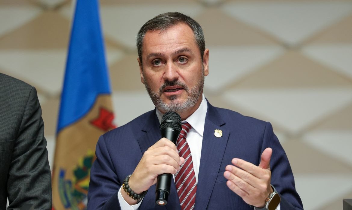 Decisão preventiva tira Andrei Rodrigues do comando da PF