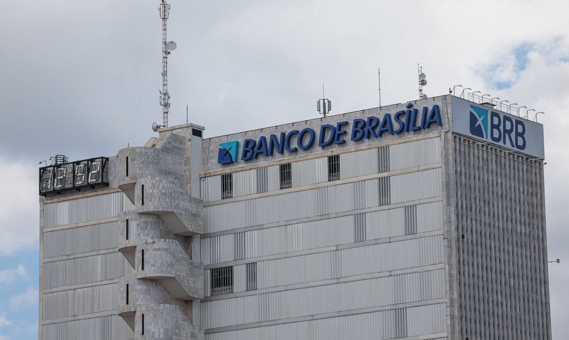 Bloqueio de R$ 2,7 bilhões amplia Caso Master envolvendo BRB