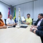 Lei garante revisão anual de benefícios do Mais Médicos