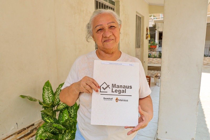 Novo Reino recebe 76 títulos definitivos de imóveis