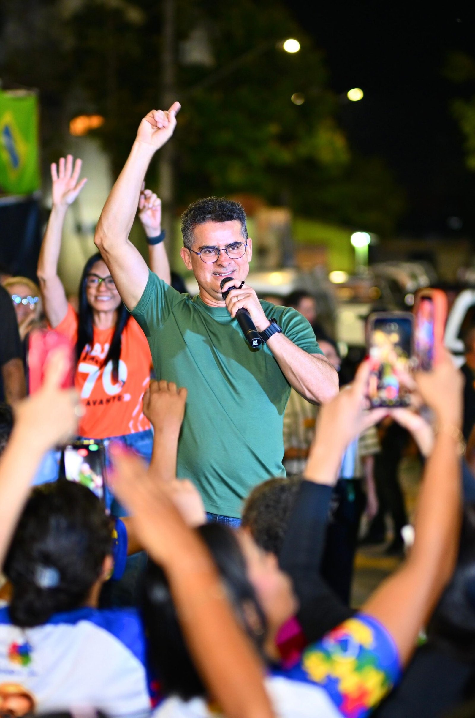 David e Shádia levam propostas a comunidades de Manaus