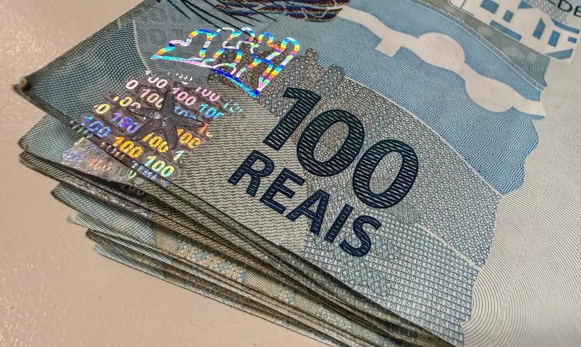 R$ 3,304 bilhões em emendas continuam congelados
